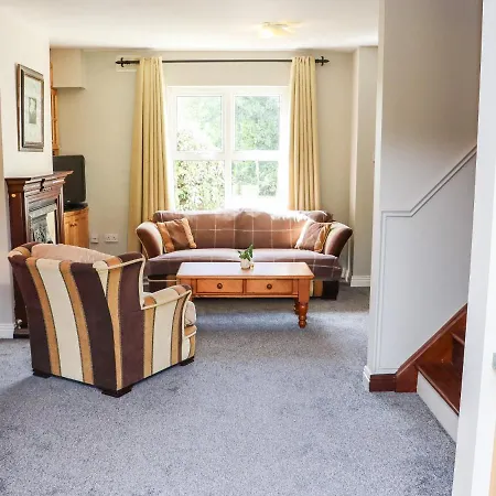 No 1 Mariner's Court * Rosslare Harbour