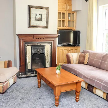 No 1 Mariner's Court *