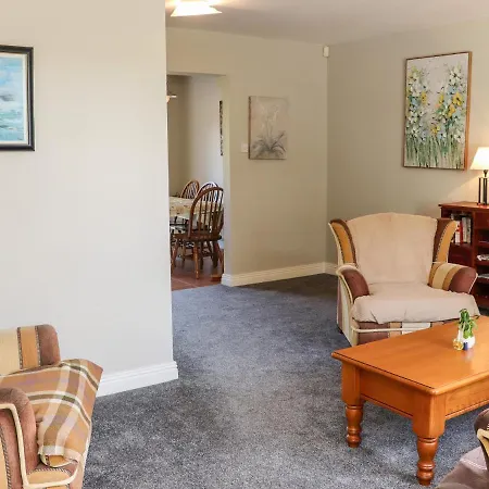 No 1 Mariner's Court Rosslare Harbour