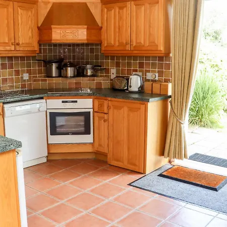 No 1 Mariner's Court