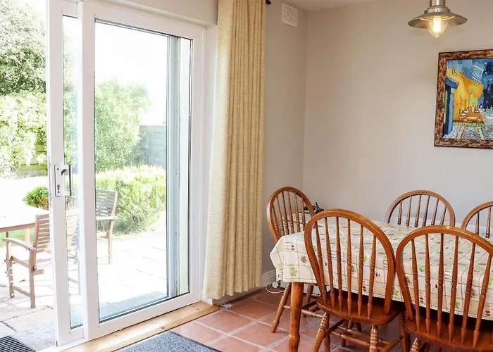 No 1 Mariner's Court בית נופש