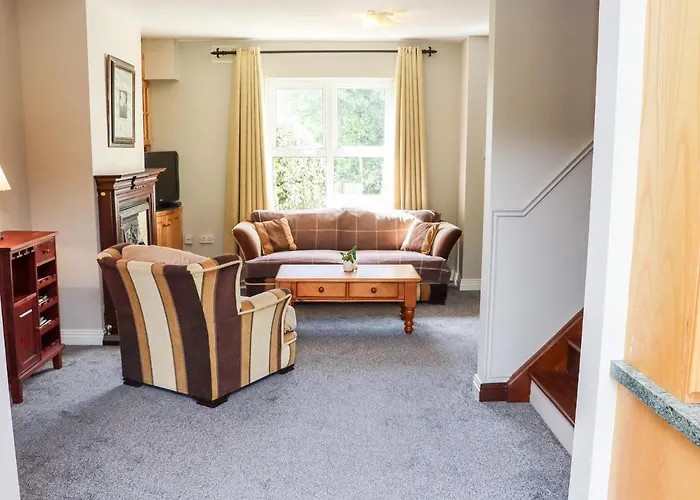 No 1 Mariner's Court * Rosslare Harbour