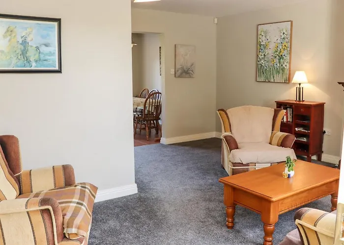 No 1 Mariner's Court Rosslare Harbour